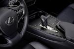 Lexus UX300e 2020 года (WW)